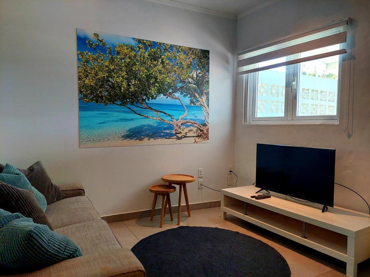 Apartment Villa Valentina Noord Kültér fotó